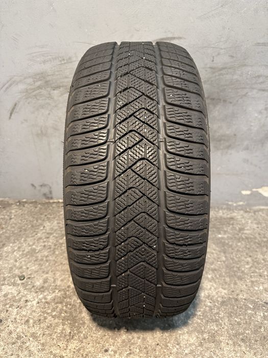Гума 245/40/19 PIRELLI Sottozero Winter RUN FLAT