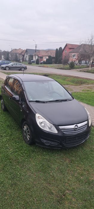 Opel corsa D  1.3 cdti  rar efectuat