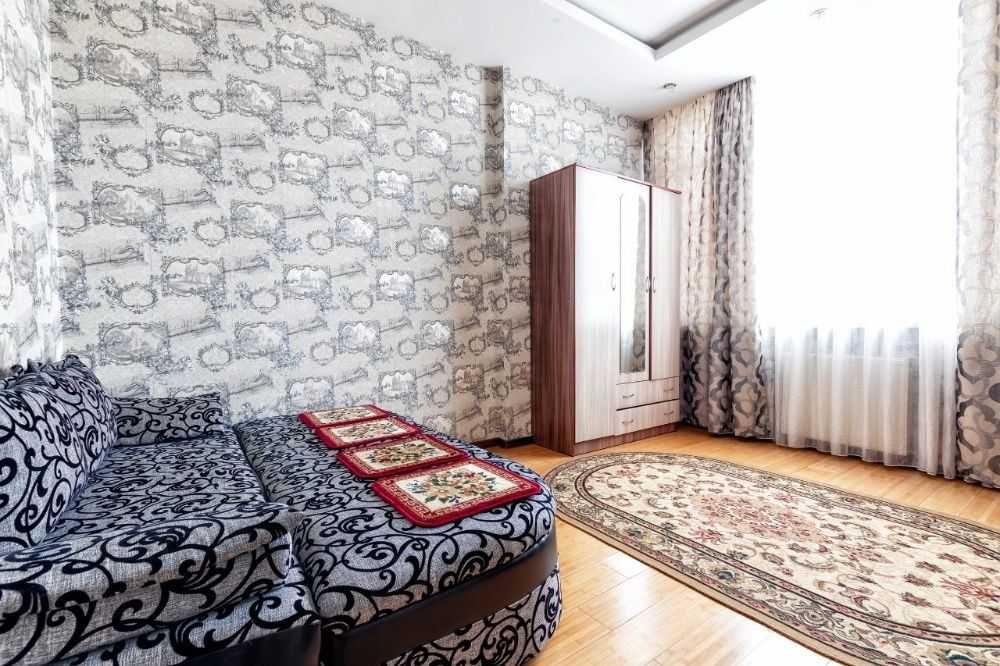 Сдам посуточно 3-комн квартиру