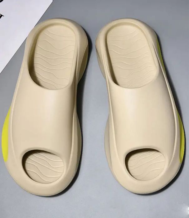 Papuci unisex cu talpa groasa nr. 40/41 NOI!