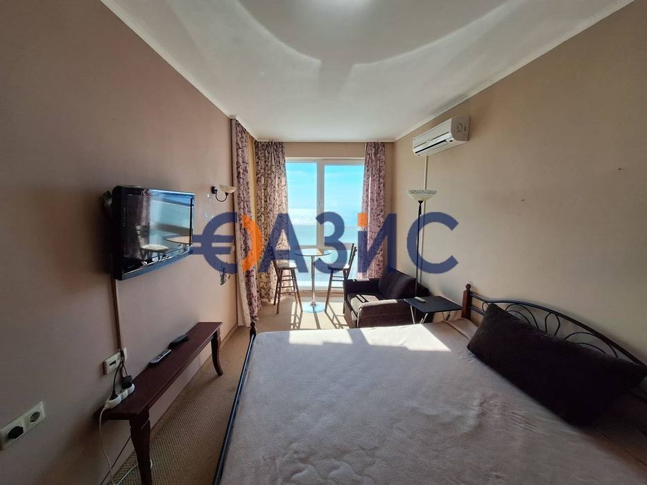 Продава се Тристаен апартамент в Поморие - 101 кв.м за 828 €/кв.м - Снимка #13