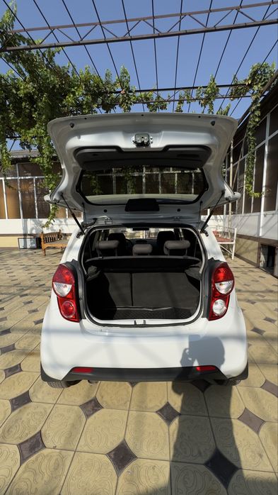 Spark 56.000 km yurgan 6.300$
