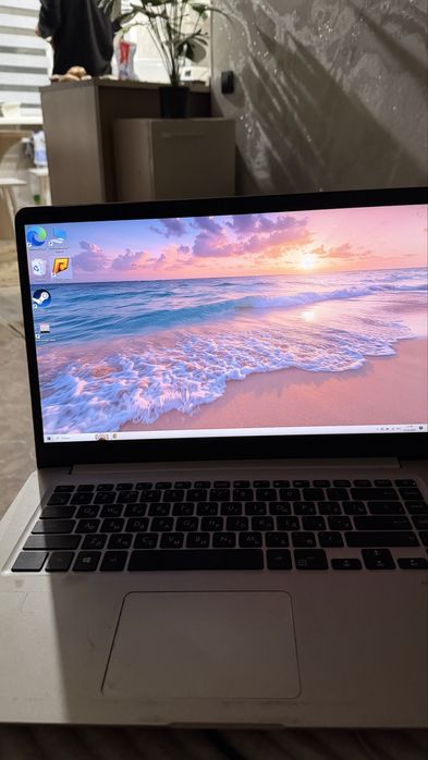 Ноутбук asus рабочий