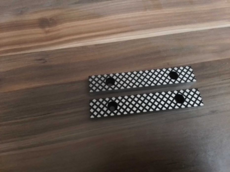 Челюсти за менгеме