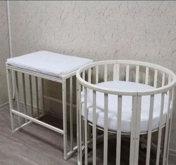 Продам детскую кроватку трансформер