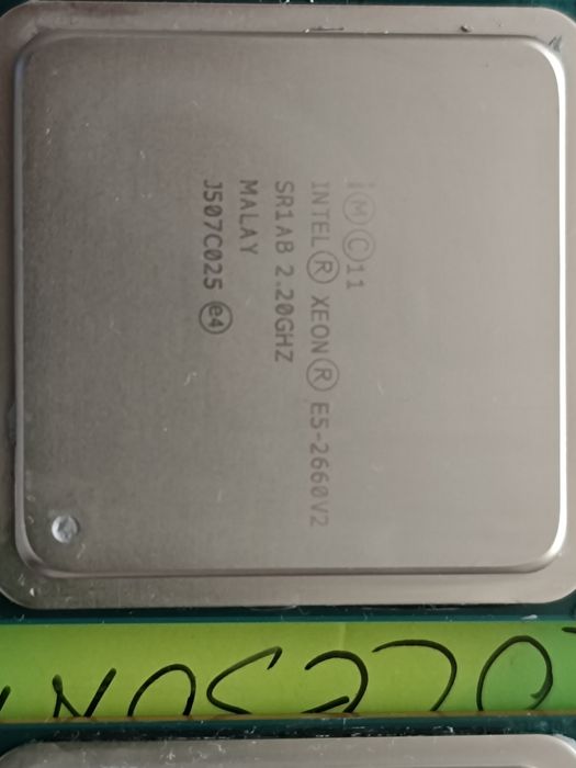 16, 32, ,64 GB RAM DDR3, procesoare Intel  xeon