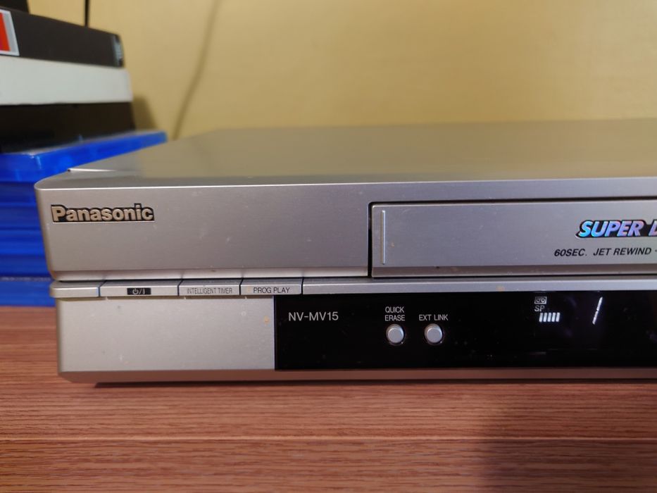Видео VCR Panasonic NV-MV15