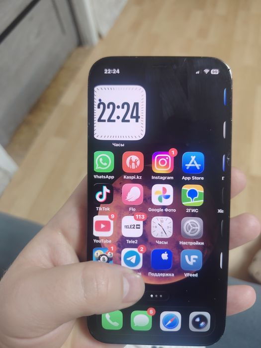 Продам iPhone 12 про