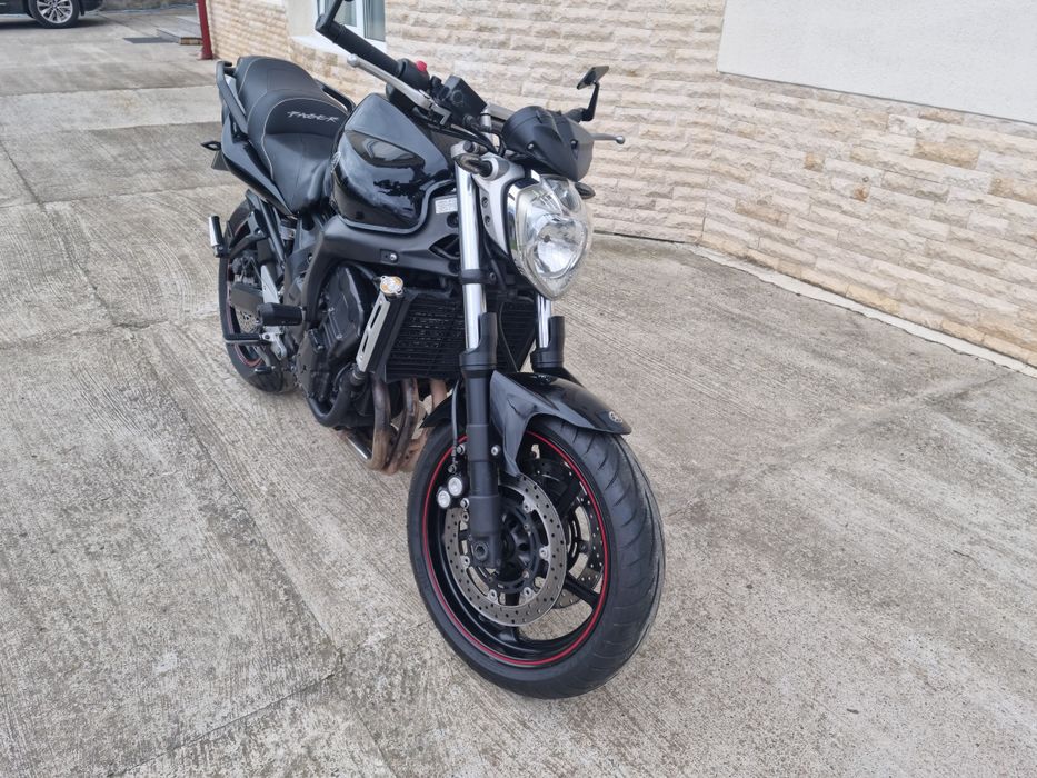 Yamaha FZ6 S2 Black edition