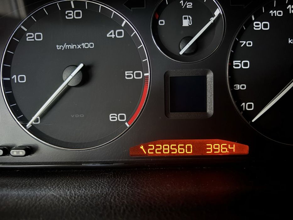 Продава се Пежо 607 2.2HDI  2004г