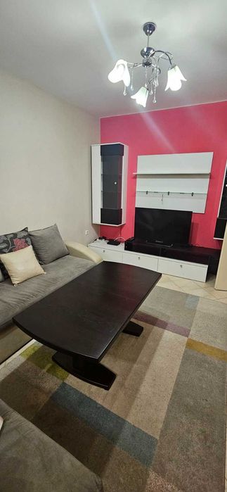 Дава се под наем Двустаен апартамент в Пловдив, Кючук Париж - 60 кв.м за 408 € - Снимка #2