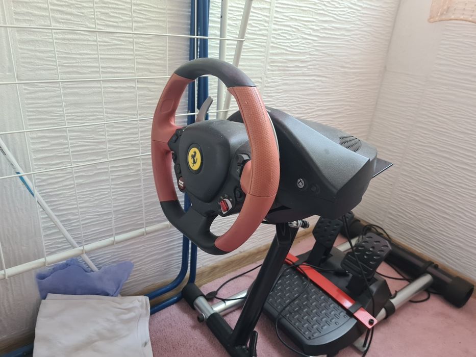 Suport volan + volan Ferrari 458 Spider