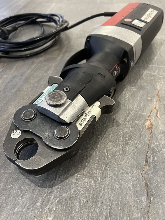 Presa sertizat Novopress Eco 301 3