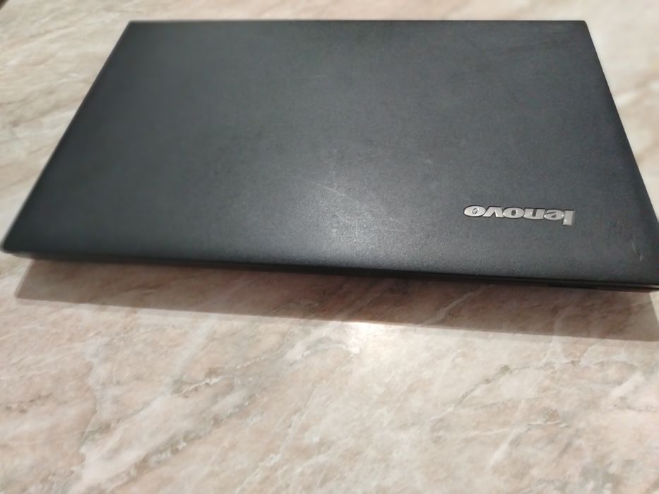 Noutbuk Lenova IdeaPad