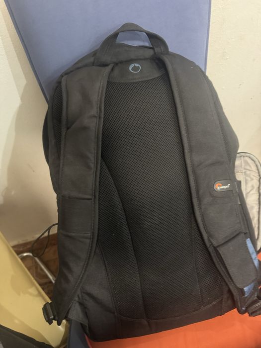 Rucsac cameraman Lowepro