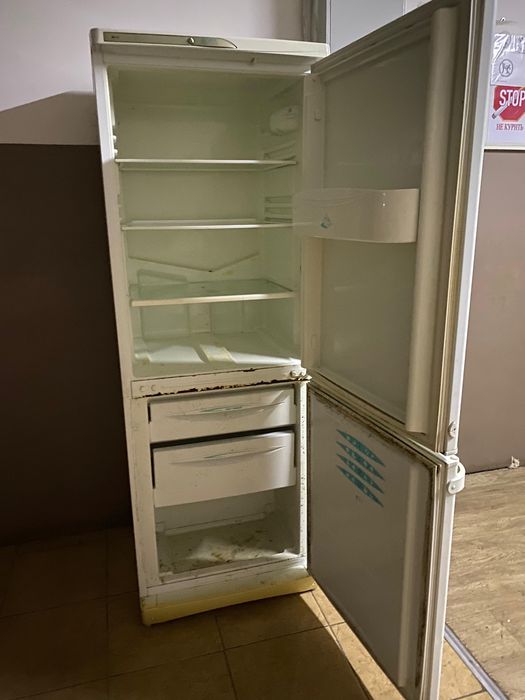 Холодильник не работает на запчасть