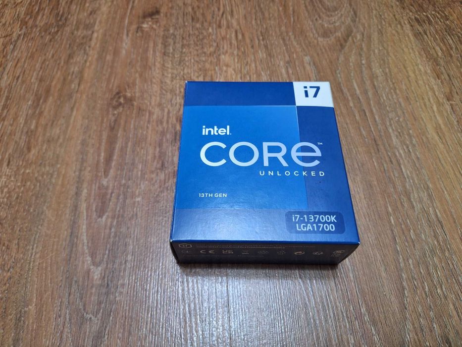 Procesor Intel Core i7-13700K LGA1700 Box - in garantie (rezervat)