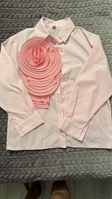 Платья в отличном состояний