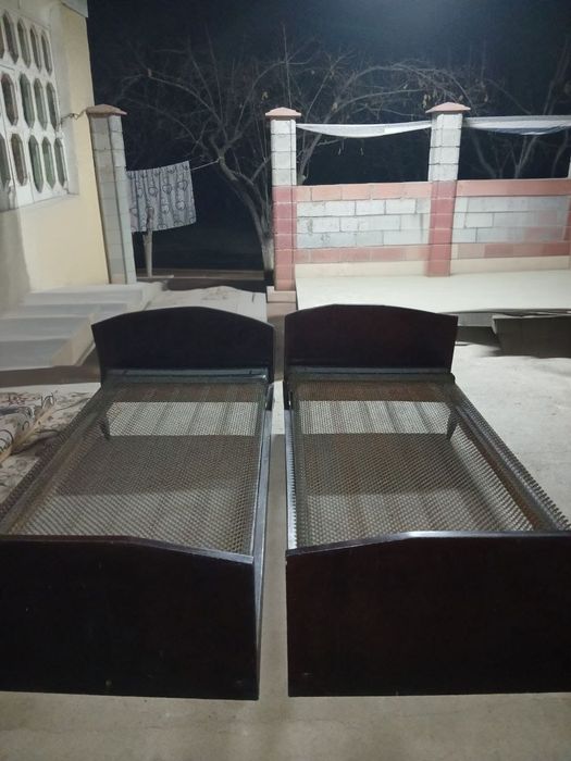 Karavatlar sotiladi