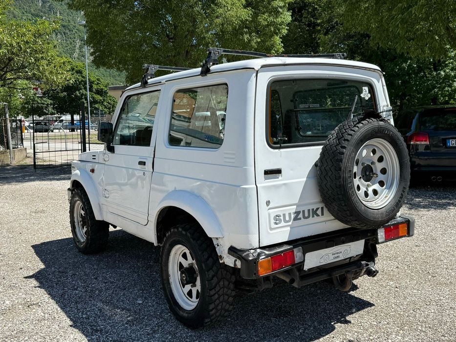 Suzuki samurai 4x4  tel:0.0.3.9.3.2.7.5.3.3.9.7.0.3