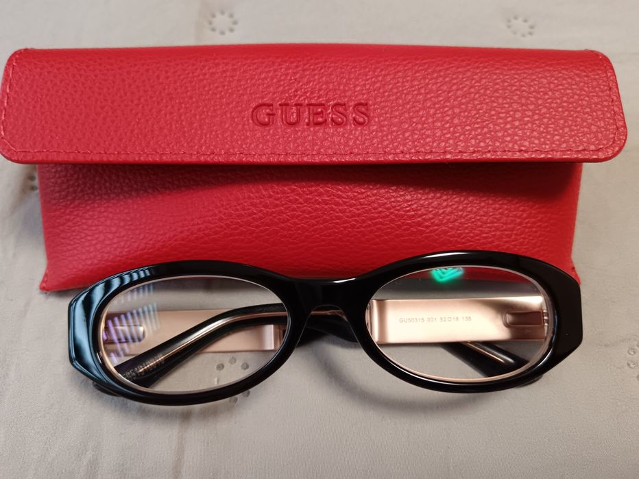 Guess. Оригинални