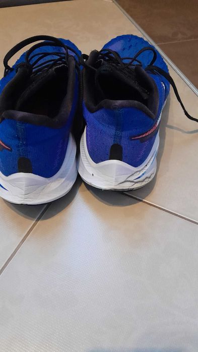 Мъжки маратонки 41 номер