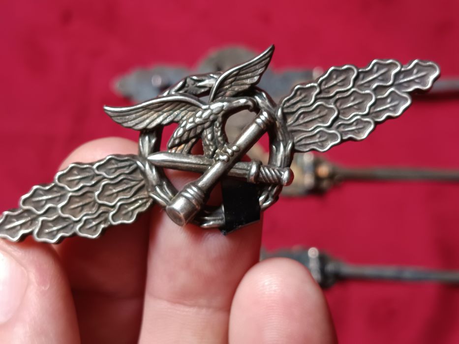WW2 Lot 4insigne militare germane aviație/Repro/ preț pe bucată !