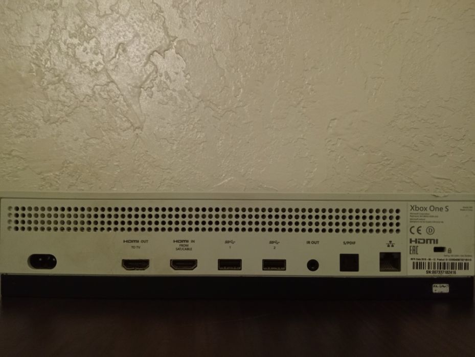 СРОЧНО ХБОХ 1ТБ 2 джойстик