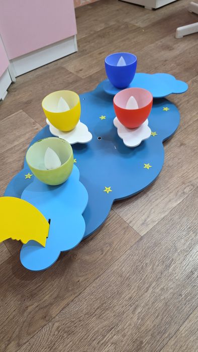 Продам люстру для детской