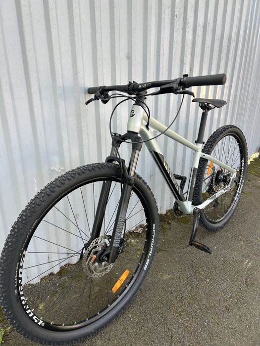 Bicicleta MTB Ghost Kato PRO 29”S Frane hidraulice furca Aer ca nou