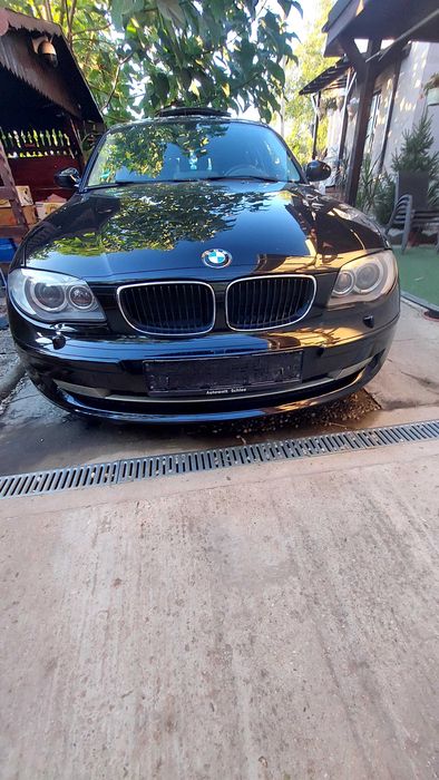 Bmw 118i/2.0 143 cp/ Navigatie/Trapă/Xenon/Angel Eyes/