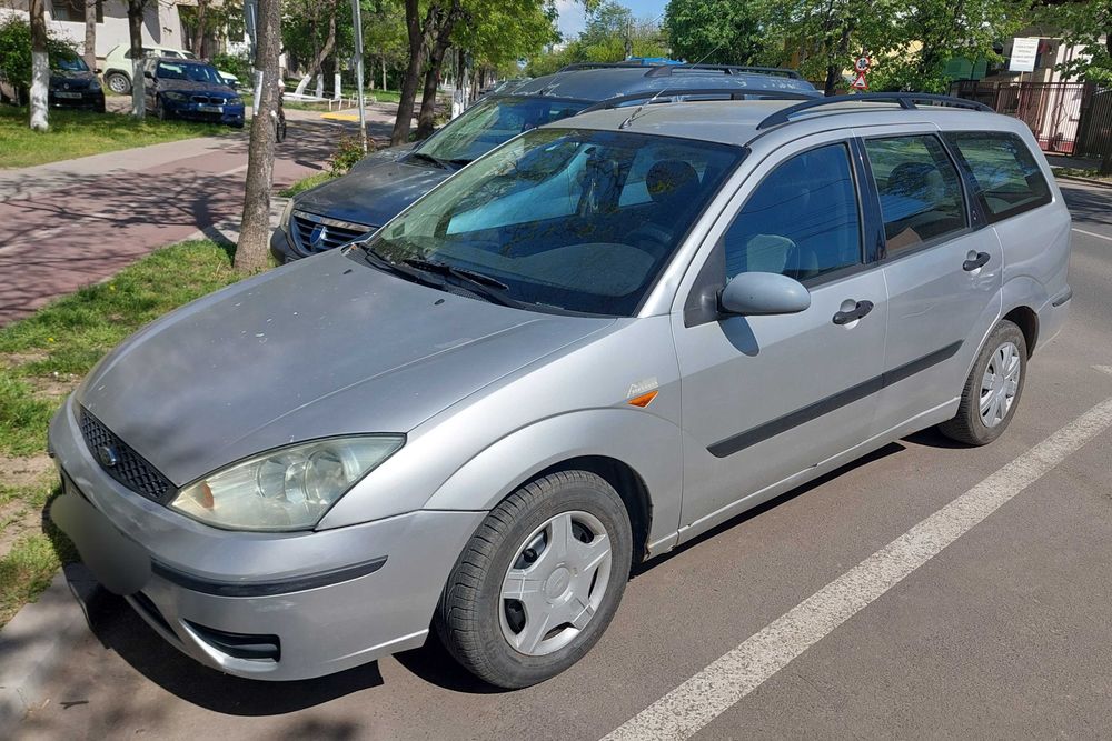 FORD Focus 2002 — imagine 4
