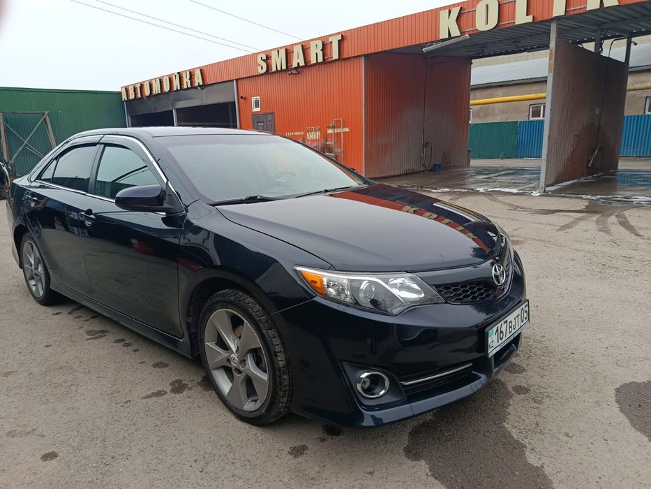Toyota camry 50 2012