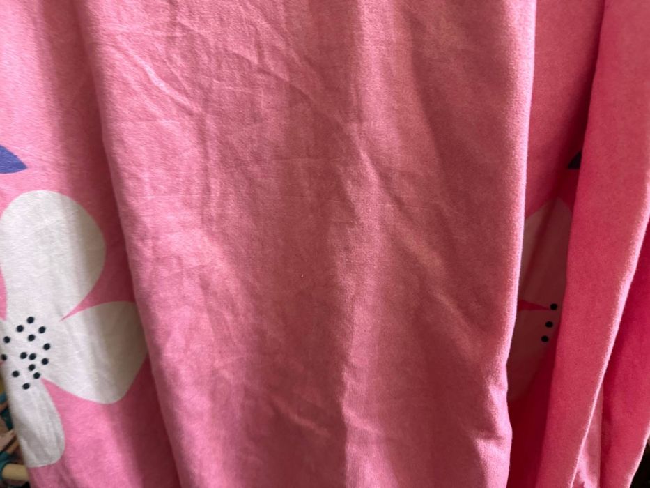 Продаются два одеяла и один пододеяльник