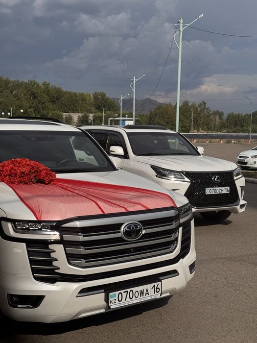 Аренда Lexus LX 570 с водителем