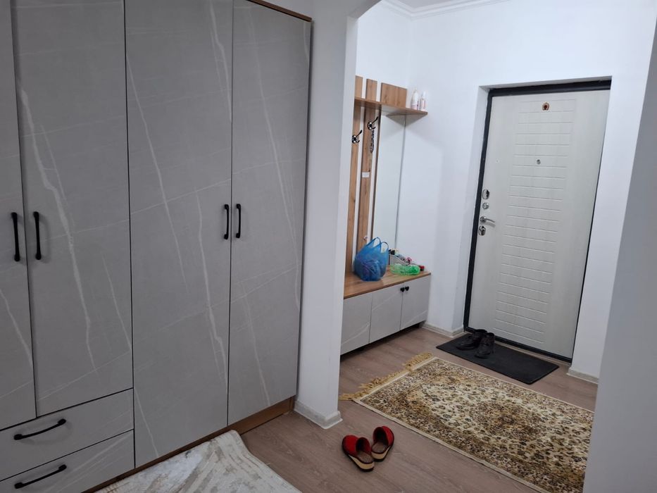 Подселениеге бір қыз қажет