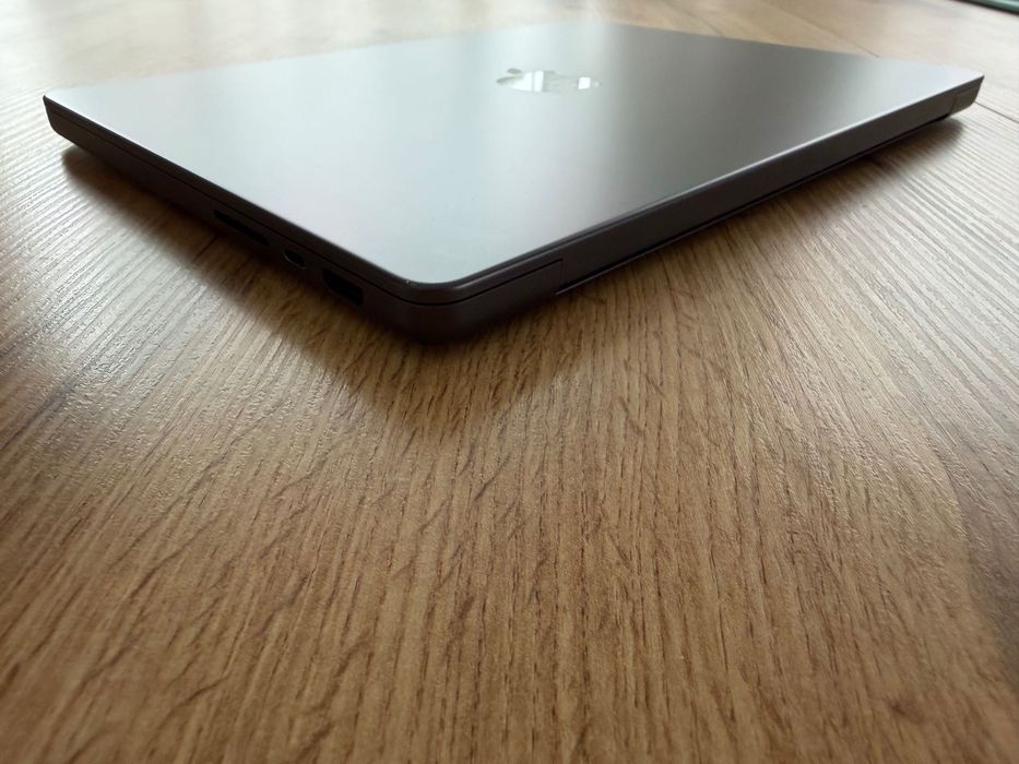 MacBook Pro 14" M4 PRO Chip 14-Core CPU/20-Core GPU/ 48GB RAM/ 512GB SSD