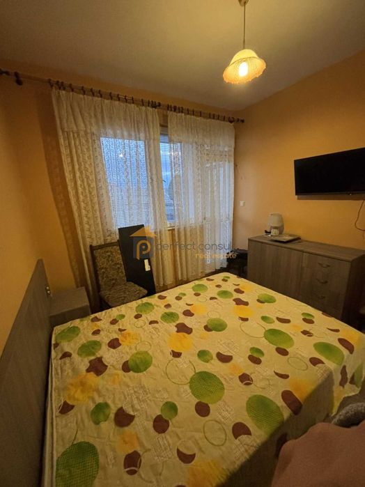 Дава се под наем Тристаен апартамент в Пловдив, Център - 80 кв.м за 478.38 € - Снимка #6