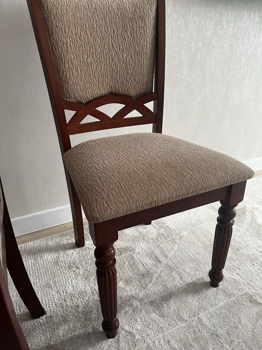 Продам Стулья для гостинной