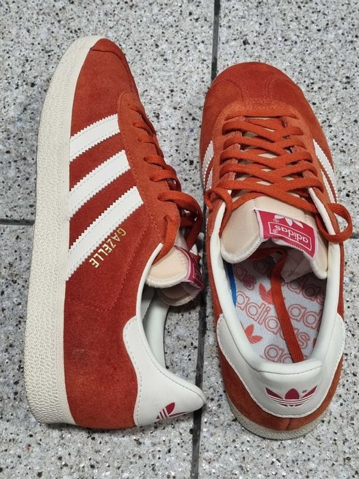 Нови Adidas Gazelle Оранжеви Номер 42 кецове маратонки Нови