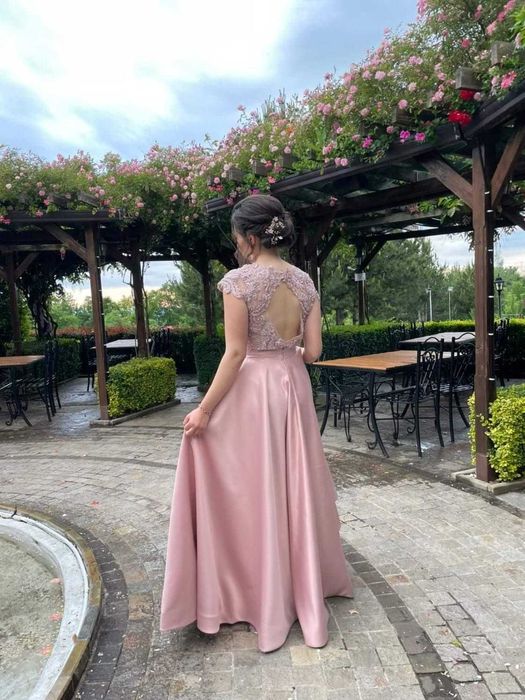 Дамска официална пола + боди