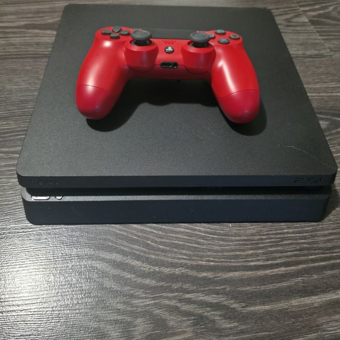 PlayStation 4 slim 1TERA