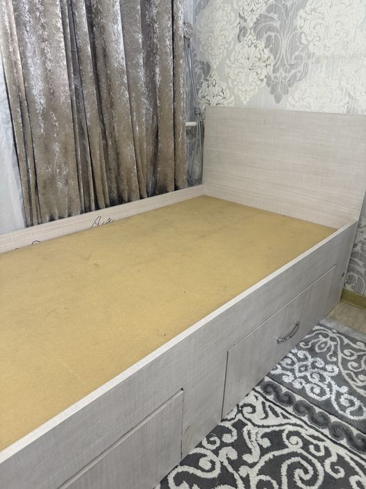 Продается кровать в отличном состоянии, как новая