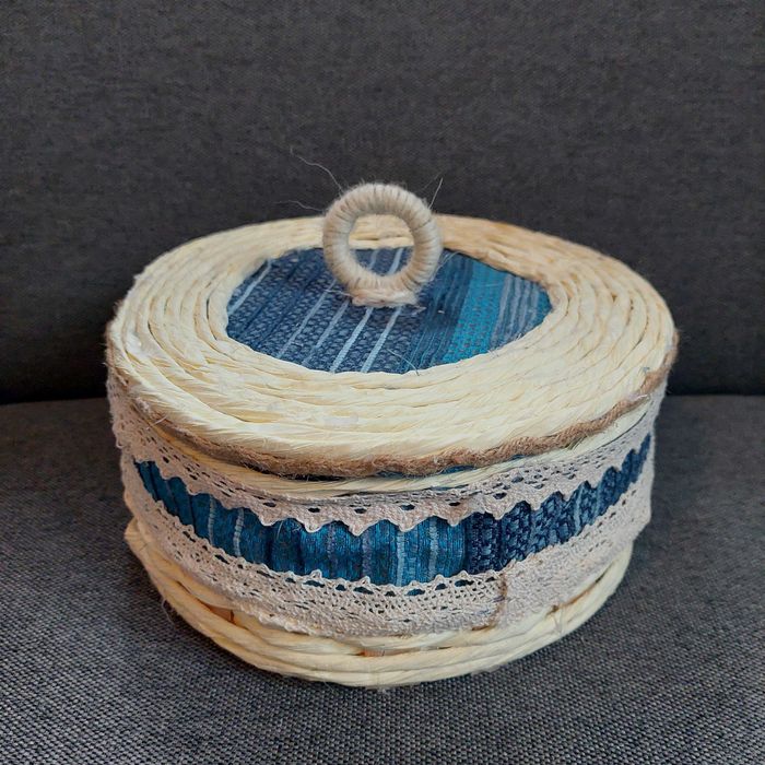 Декорация от естествени материали