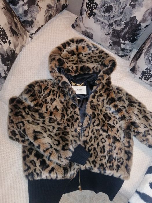 Шуба из экомеха, короткая.