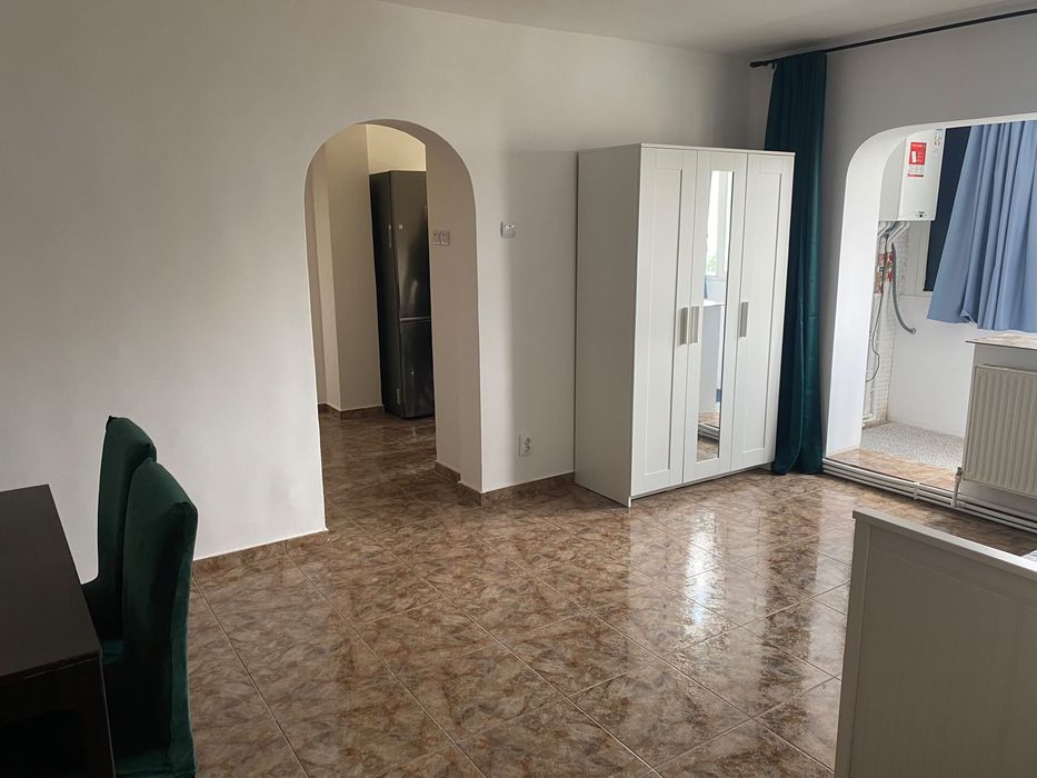 Inchiriez ap 4  camere|Calea Vacaresti | Scoala 97| Centrala Proprie |