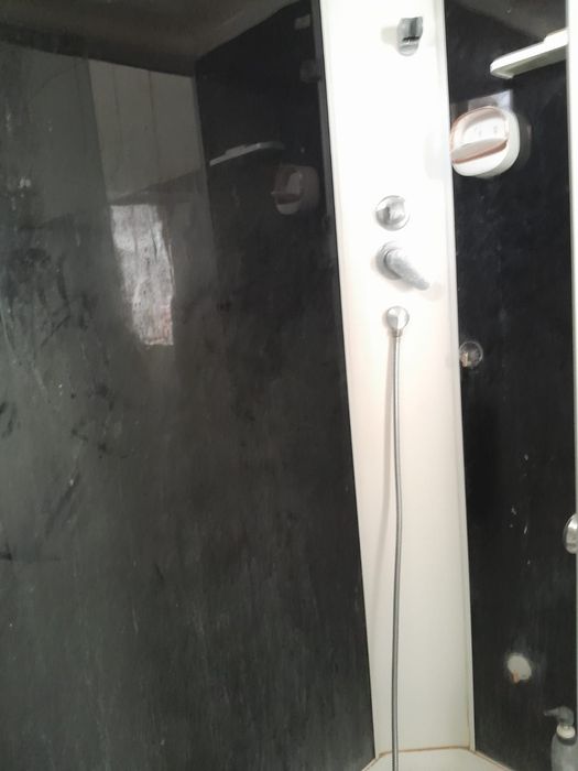 Продаю душевую кабину