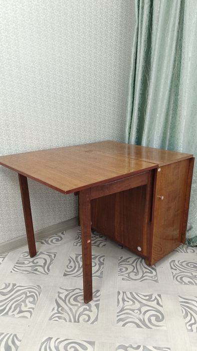 Стол книжный трансформер