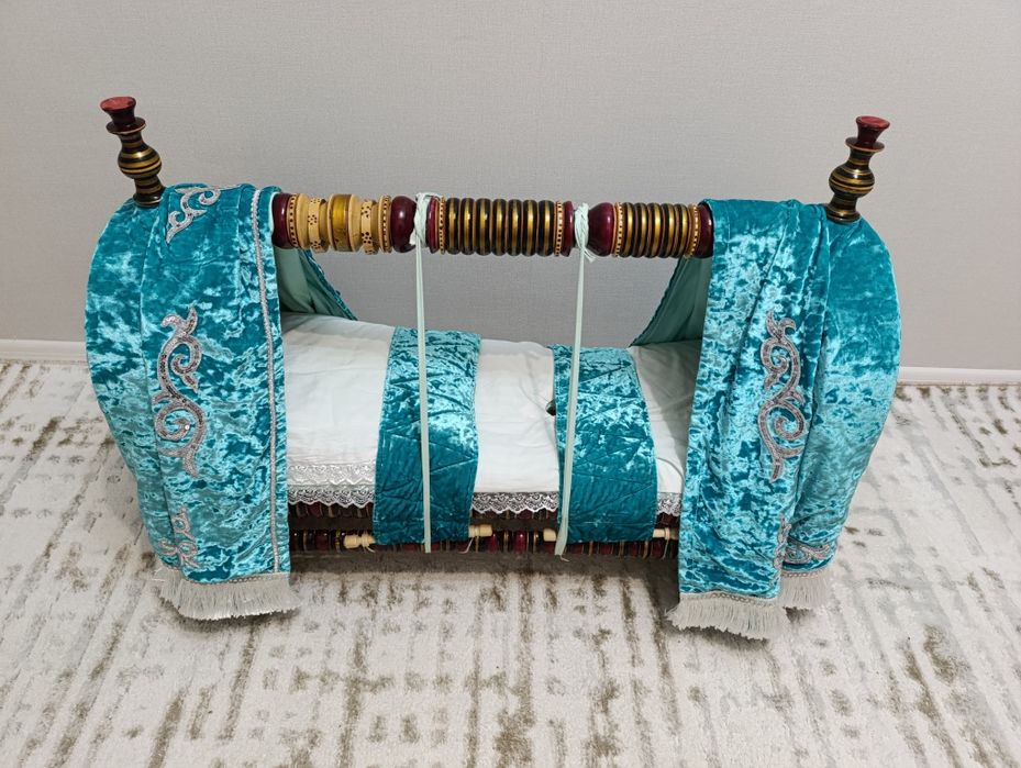 Бесік прокатқа беріледі