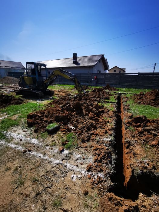 Escavarii fundatie fosa canal .apa gaze